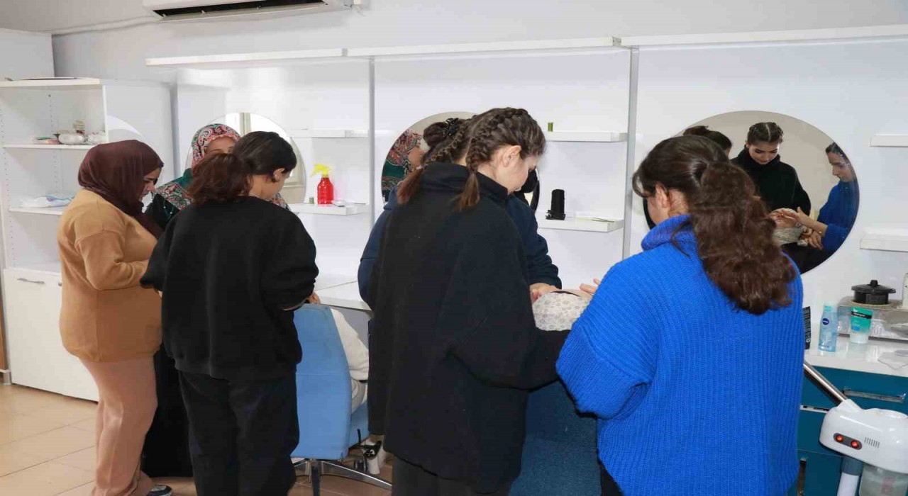 Haliliye Belediyesinde kadınlar için kurs dönemi başladı