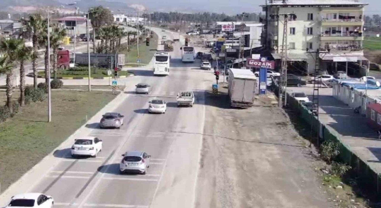 Hatayda dron destekli trafik denetiminde 176 araç kontrol edildi