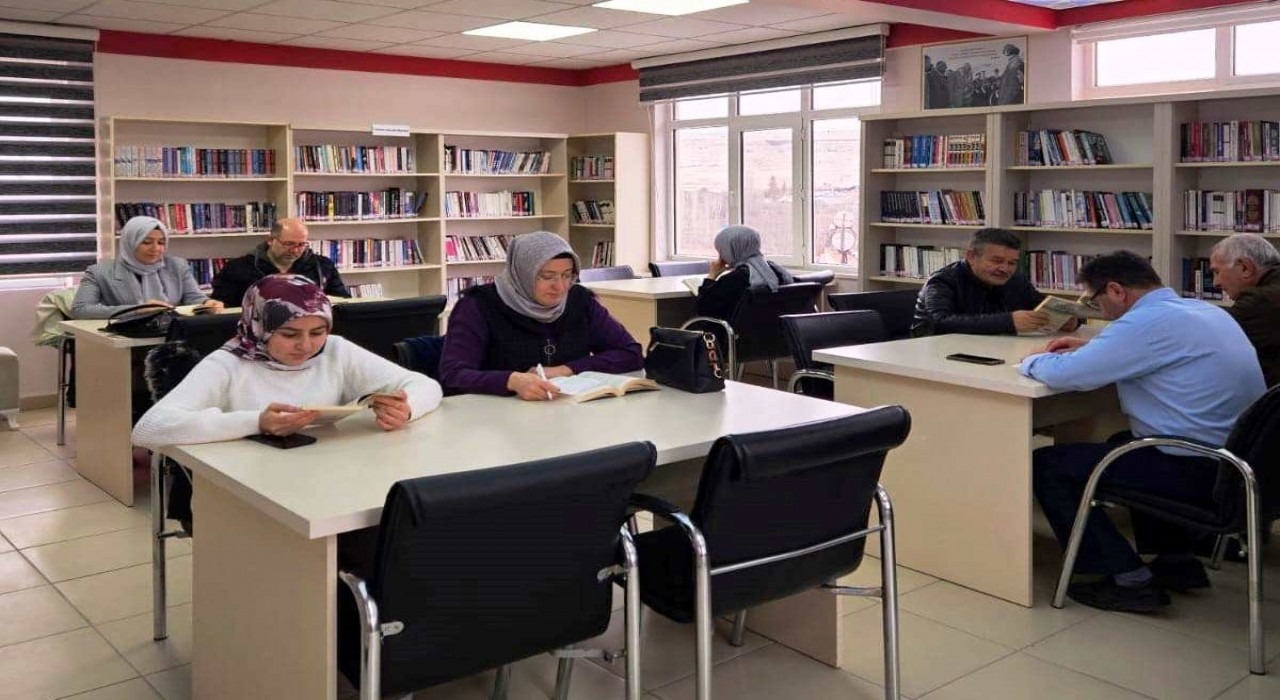 Hisarcıkta kütüphane buluşmaları