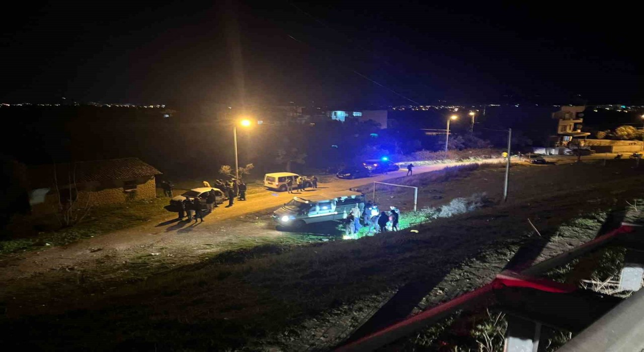 İncirliovada otomobil ile motosiklet çarpıştı; 1 ölü