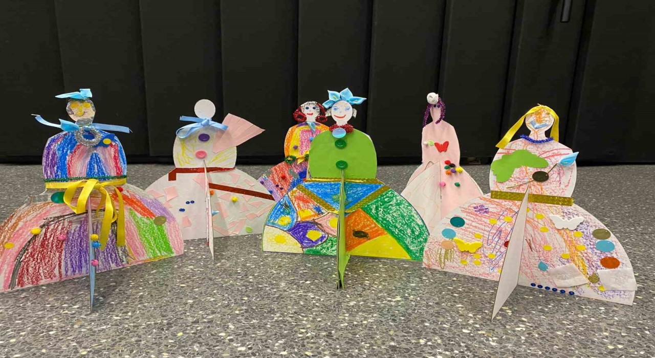 İş Sanattan çocuklar için ücretsiz sanat atölyeleri