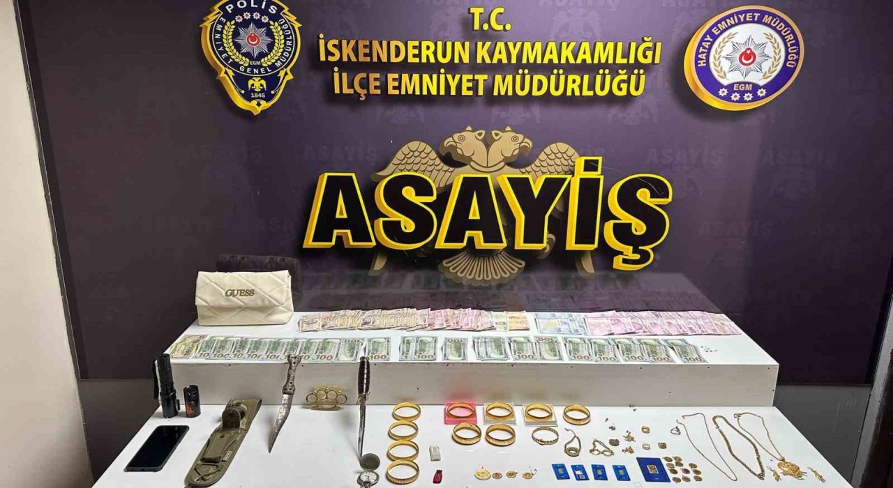 İskenderunda hırsızlık şebekesi çökertildi: 4 gözaltı