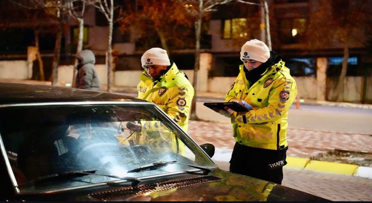 Ispartada 24 saatte 4 bin 91 şahıs sorgulandı