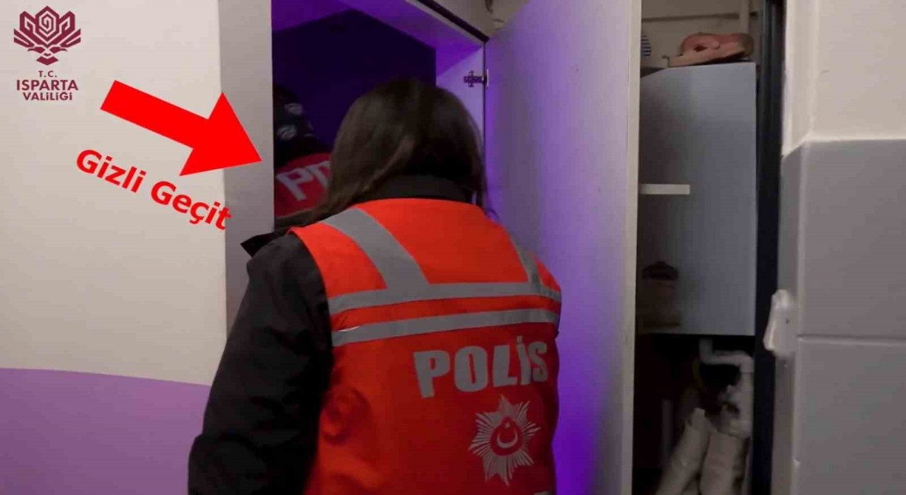Ispartada masaj salonlarına fuhuş operasyonu: 29 kadın kurtarıldı, 10 kişi tutuklandı
