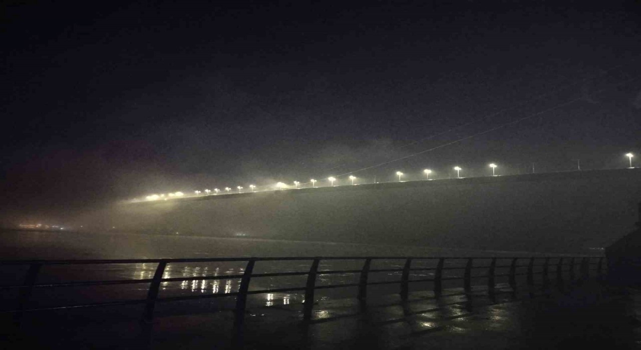 İstanbul sise teslim oldu