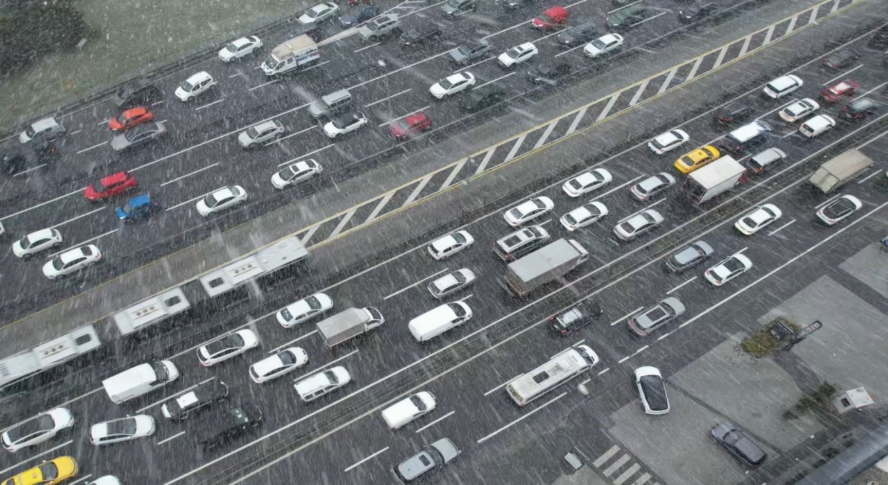 İstanbulda trafik yoğunluğu yüzde 90a ulaştı