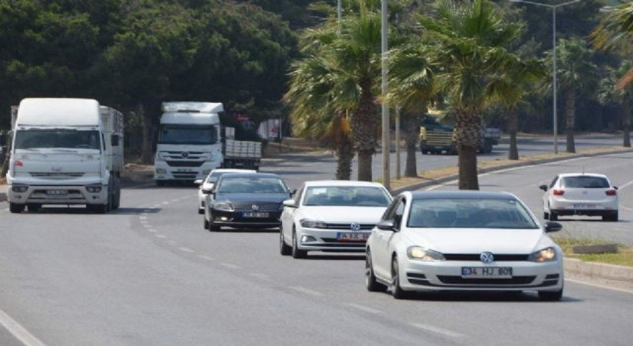 İzmir’de Trafiğe Kayıtlı Taşıt Sayısı 1 Milyon 963 Bin