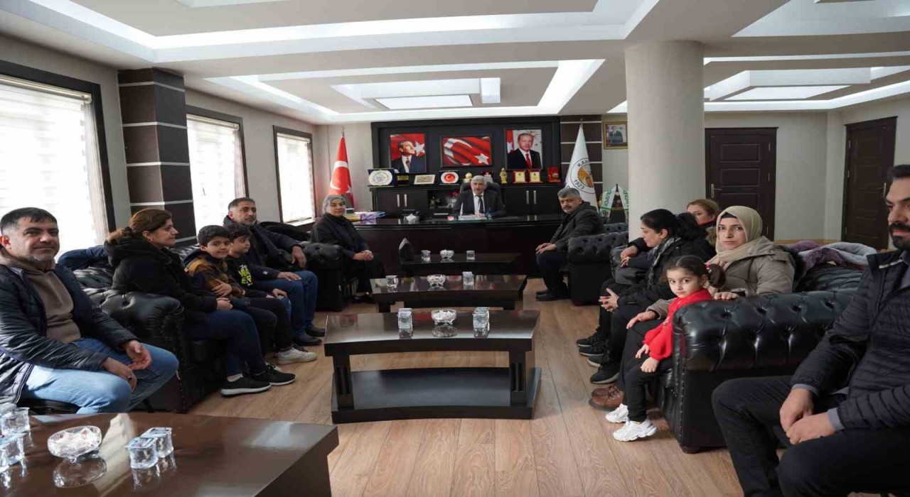 Kahtalı Mıçenin ailesinden Kahta Belediyesine teşekkür ziyareti