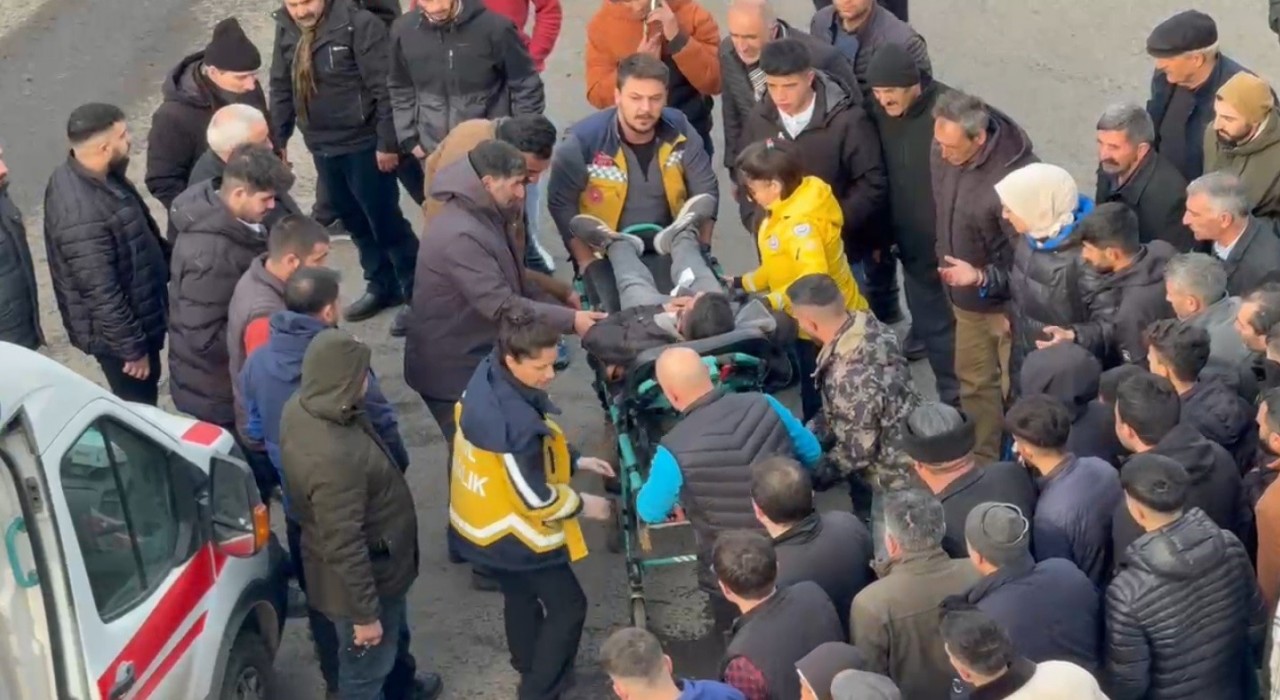 Karsta bıçaklı kavga: 1 yaralı