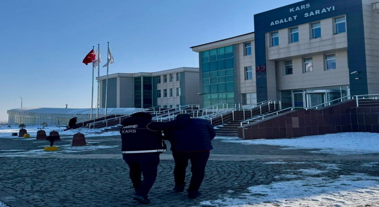 Karsta uyuşturucu ele geçirildi