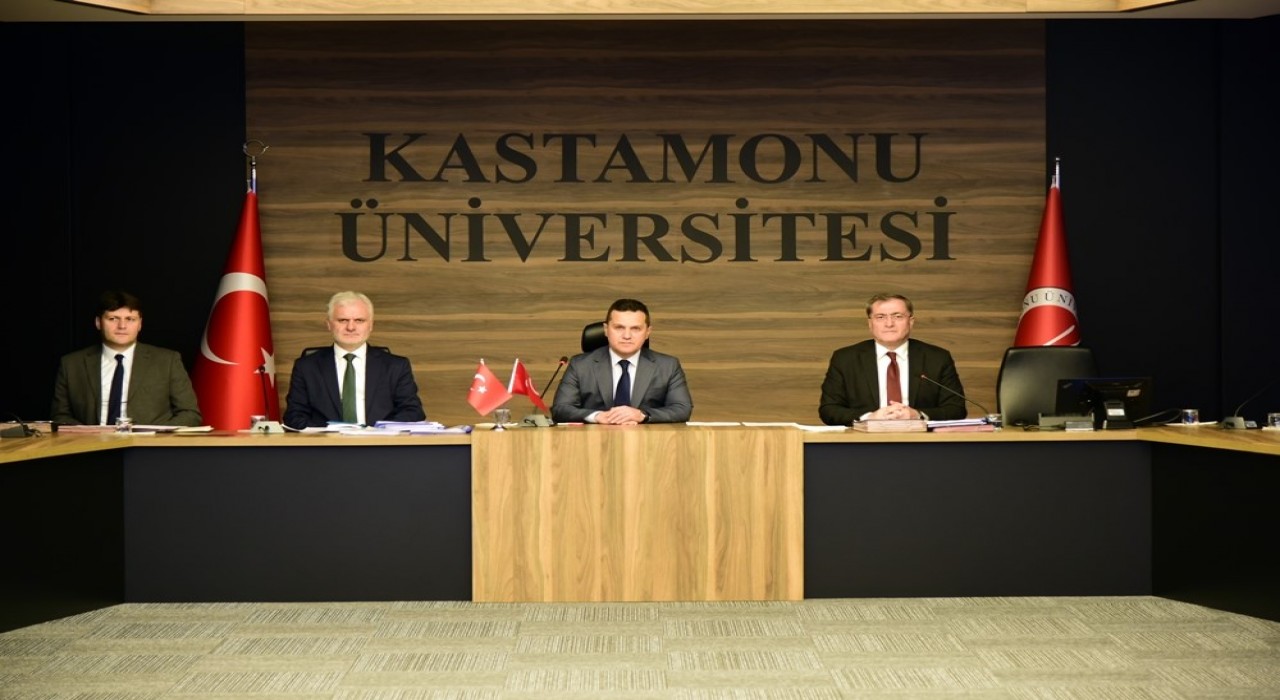 Kastamonu Üniversitesinde senato toplantısı gerçekleştirildi