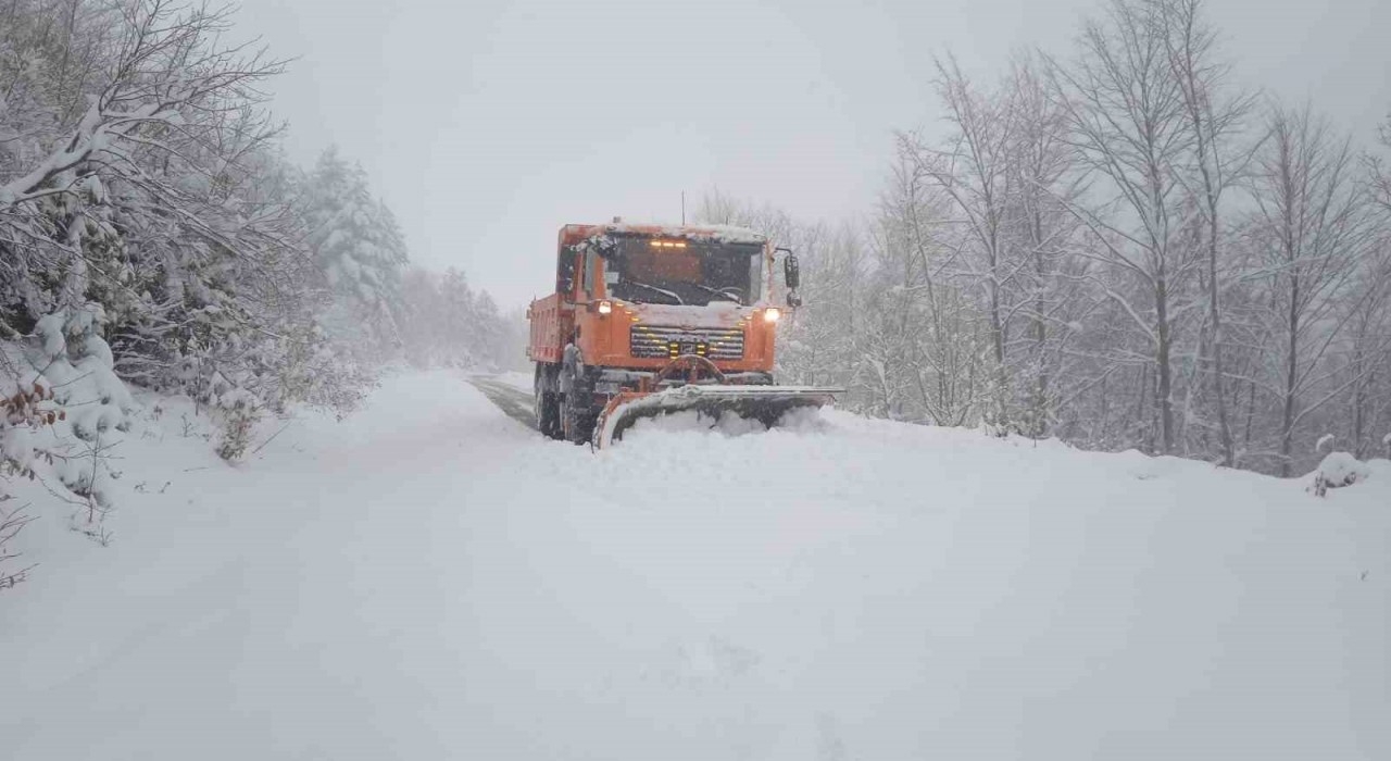 Kastamonuda 195 köyün yolu ulaşıma kapandı