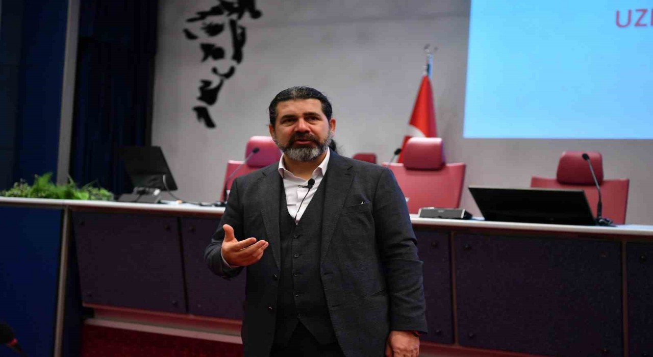 Kayseri Büyükşehirden muhtarlara eğitim semineri