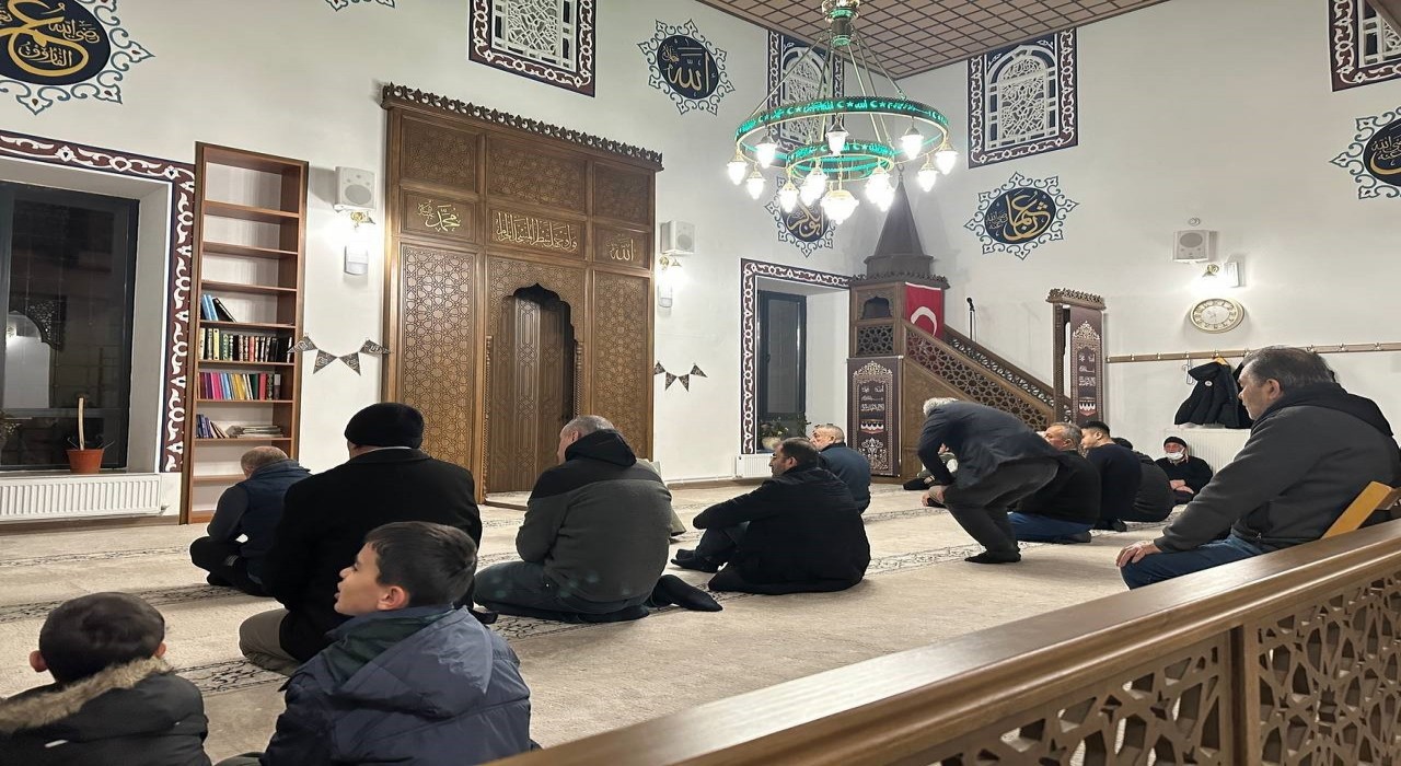 Kayseride ilk teravih namazı kılındı