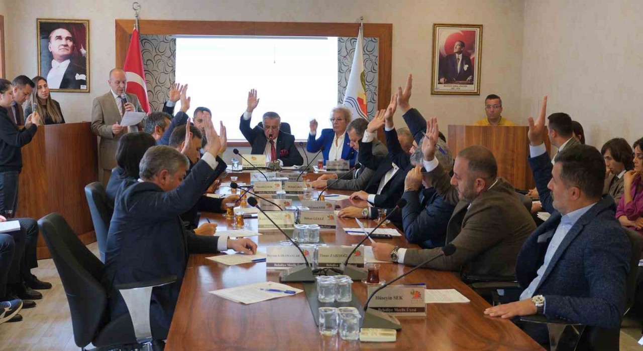 Kemer Belediye Başkanı Necati Topaloğlu: Kındılçeşmeyi kaybedersek Kemer halkına izahını yapamayız