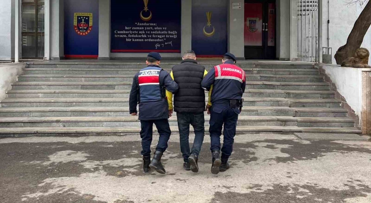 Kırıkkalede 3 yıl kesinleşmiş hapis cezası bulunan hükümlü yakalandı