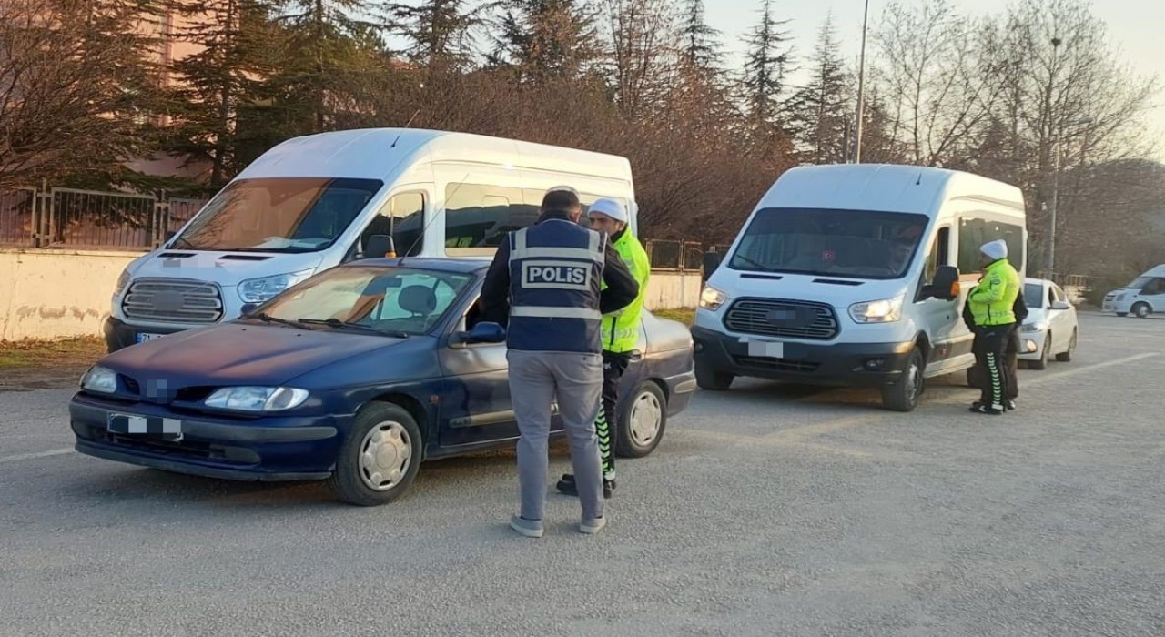 Kırıkkalede aranan 11 şüpheli yakalandı
