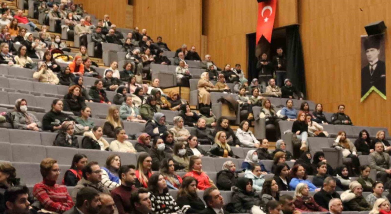"En İyi Narkotik Polisi Anne" Projesi Lüleburgaz’da Tanıtıldı