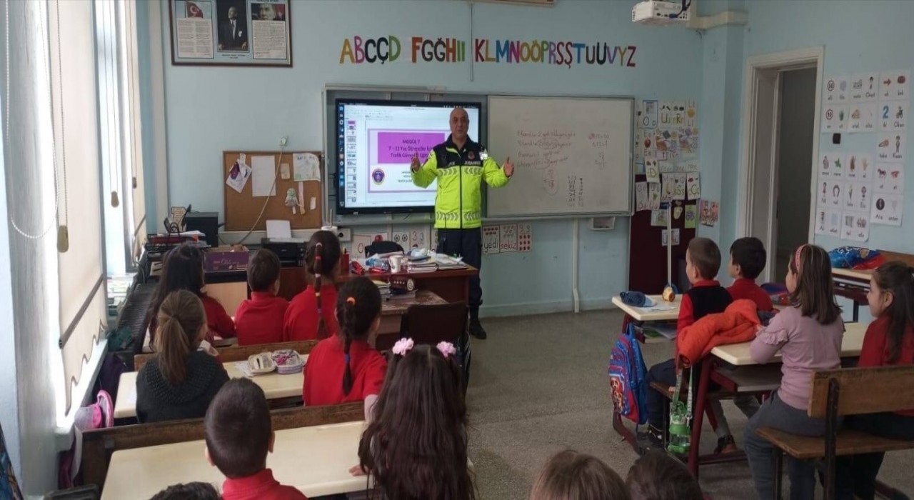 Kırklarelinde okul servisleri denetlendi