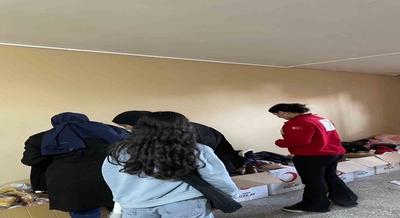 Kızılay Artuklu Şubesinden ihtiyaç sahiplerine yardım eli