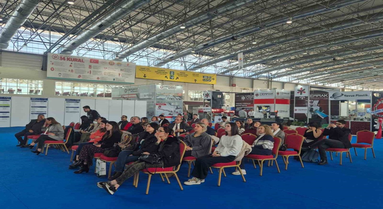 Kocaelinin sıfır atık hamlesi Adanada tanıtıldı