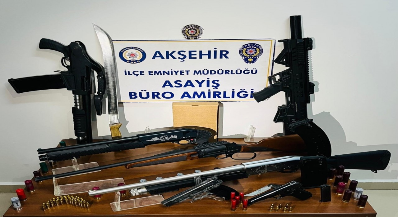 Konyada iş yerinden cephanelik çıktı