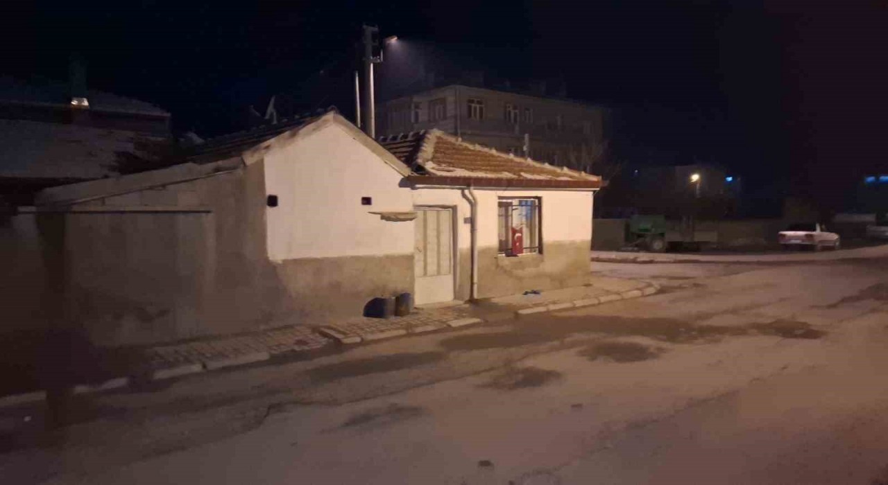 Konyada kadın bıçaklanarak öldürüldü