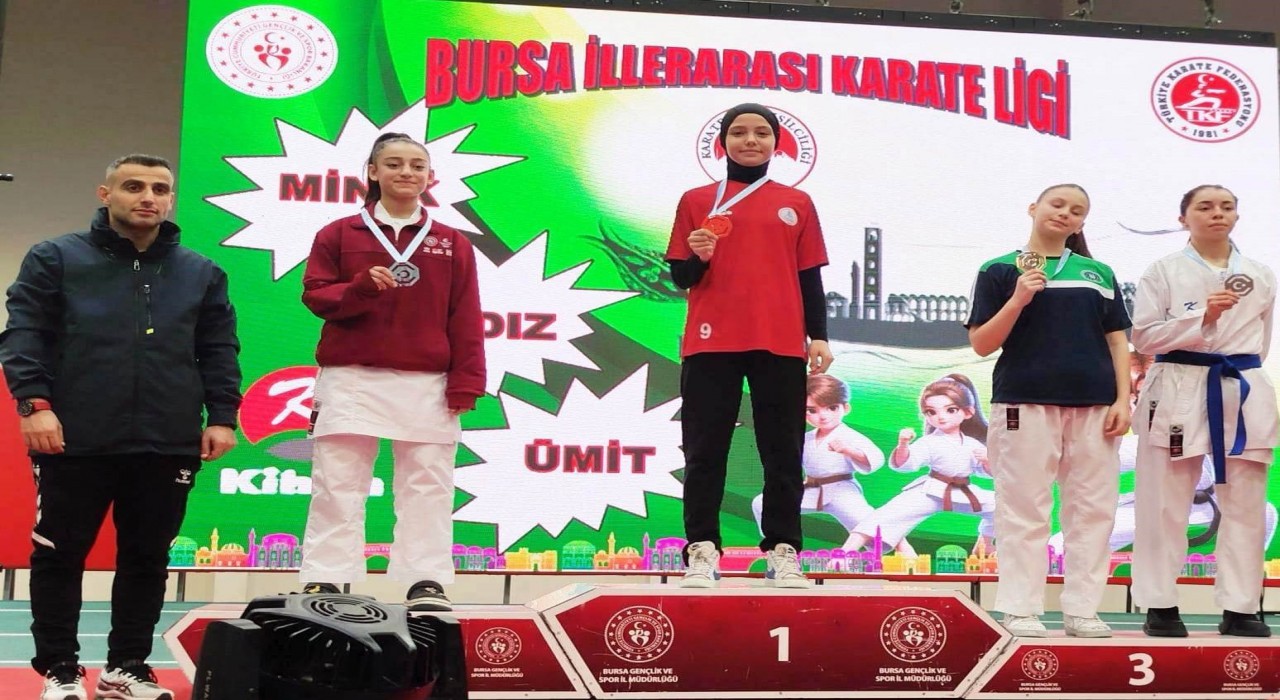 Körfezli karateciler Bursadan 9 madalyayla döndü
