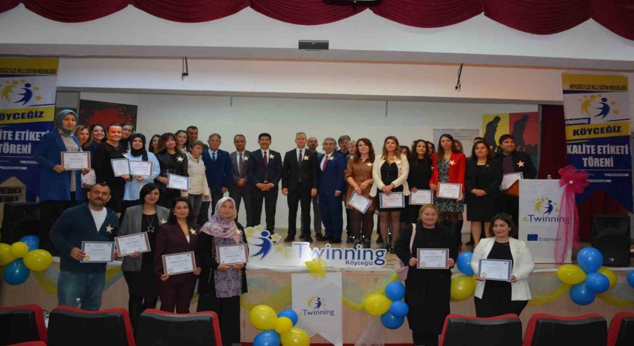 Köyceğizde öğretmenlere proje ödülleri verildi