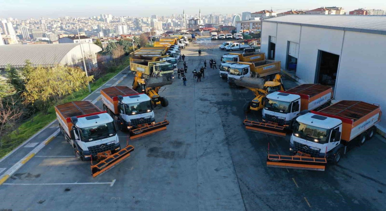 Küçükçekmecede kış seferberliği:1230 personel sahada