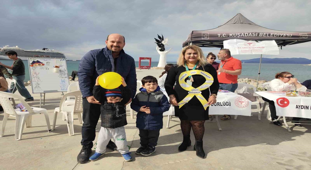 Kuşadasında ‘Erken Tanı, Sağlıklı Gelecek etkinliği fark oluşturdu