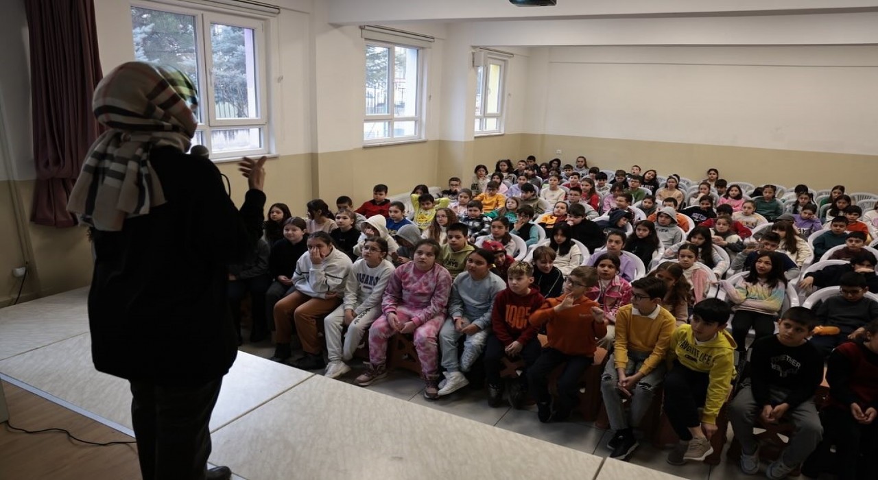 Kütahya Belediyesinden öğrencilere Sıfır Atık eğitimi