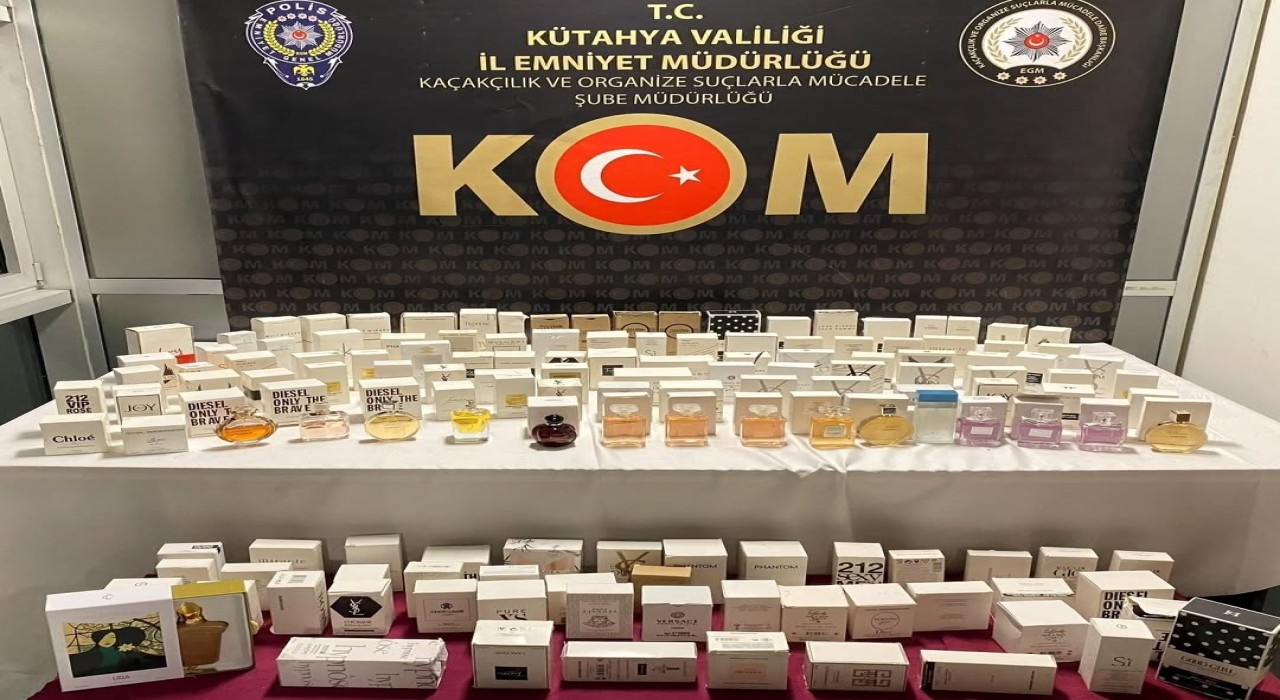 Kütahyada 194 adet gümrük kaçağı parfüm ele geçirildi
