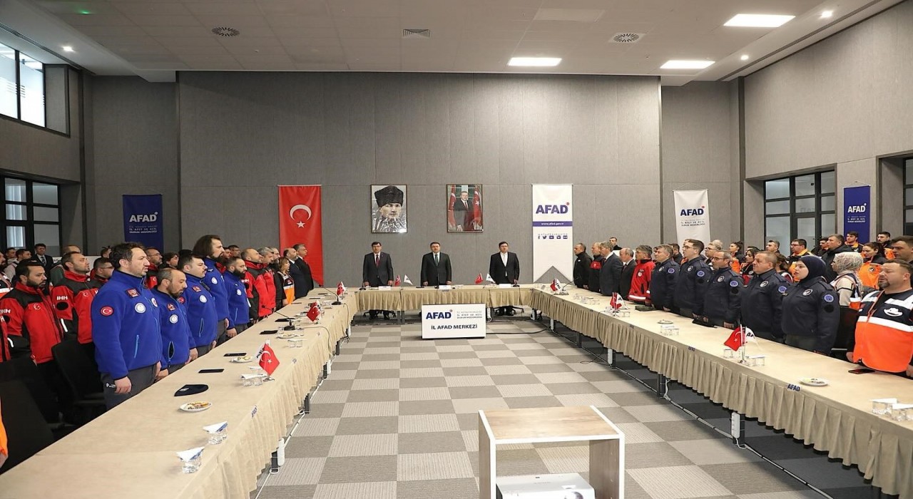 Kütahyada 6 Şubat Depremleri Anma programı