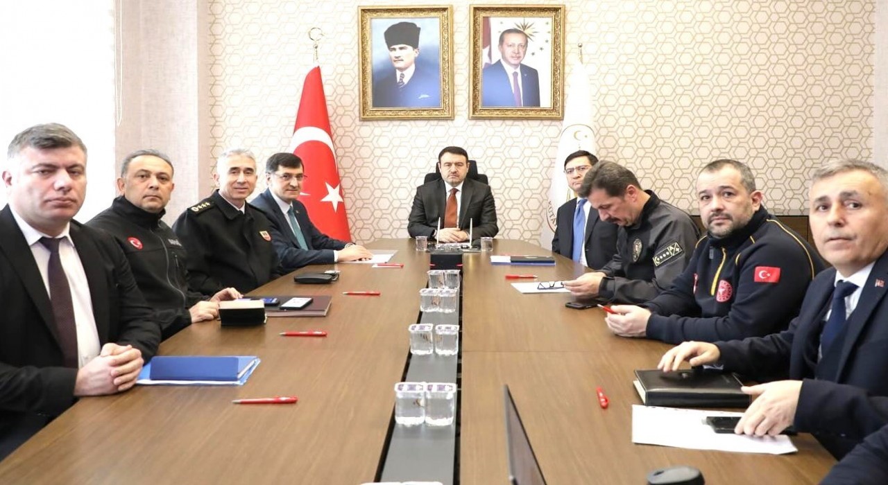 Kütahyada Acil Çağrı Hizmetleri İl Koordinasyon Toplantısı gerçekleştirildi