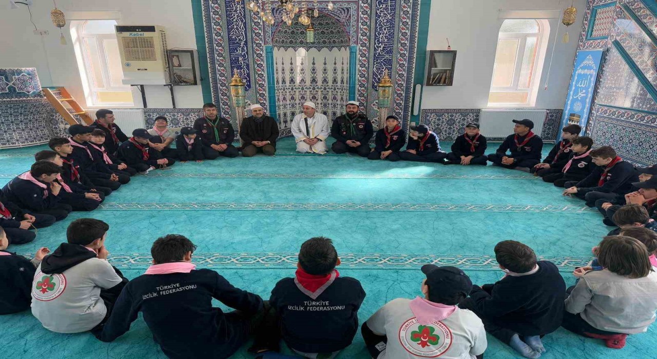 Kütahyada izcilik kampı düzenlendi
