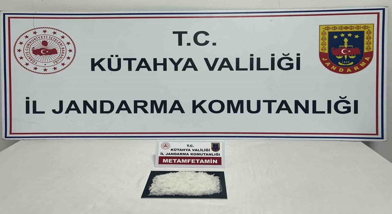 Kütahyada jandarmadan uyuşturucu operasyonu: 1 kişi tutuklandı