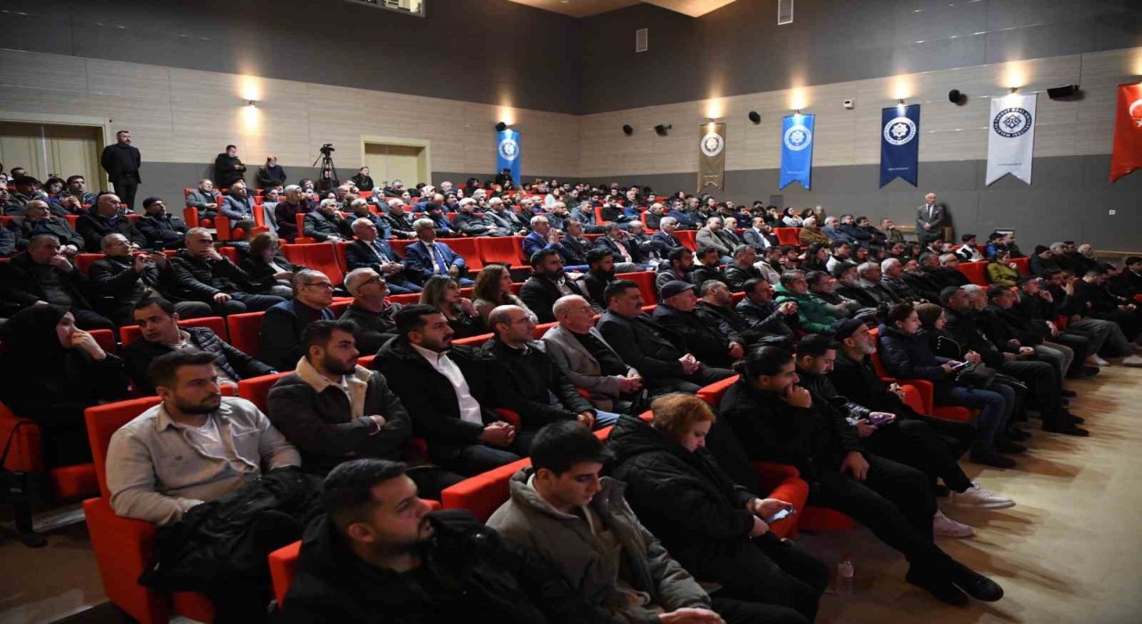 Malatya Turgut Özal Üniversitesinde kayısı paneli düzenlendi