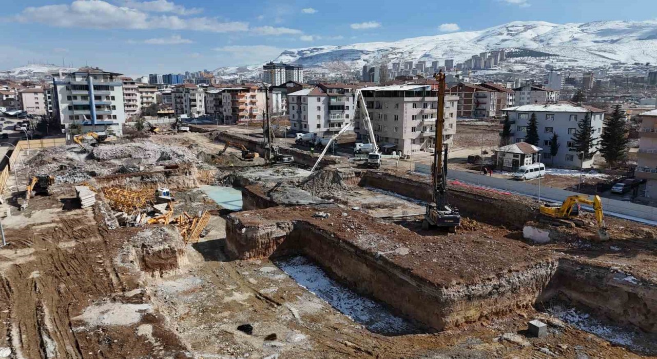 Malatyada inşa çalışmaları sürüyor