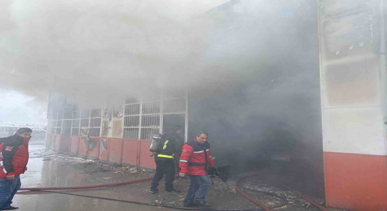 Malatyadaki iş yeri yangının yeni görüntüleri ortaya çıktı