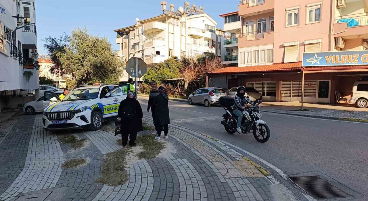 Manavgatta motosiklet kazası: 1 yaralı