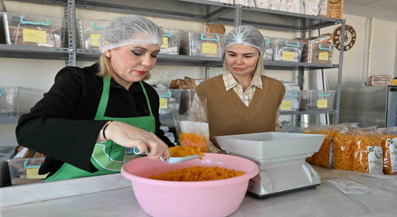 Manisa Büyükşehir Belediyesi ve annelerin dayanışmasıyla Mutlu Beslenme büyüyor