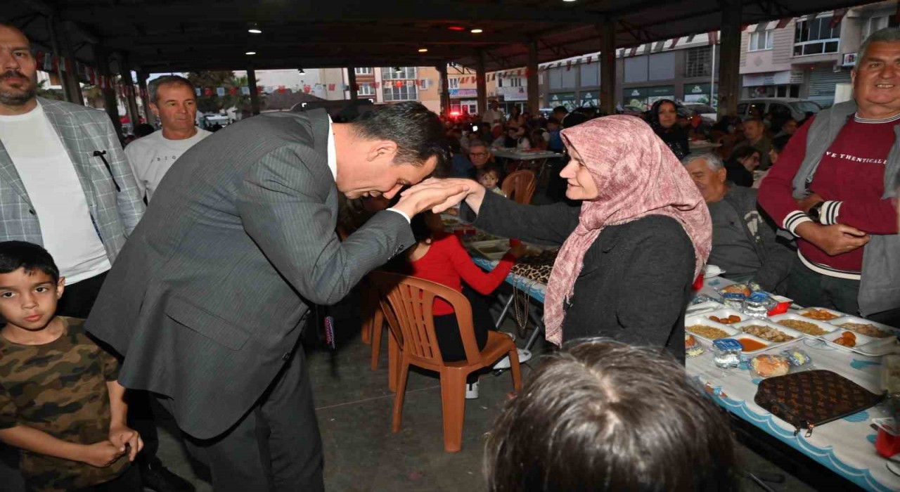 Manisada 100 bin kişilik iftar sofrası kurulacak