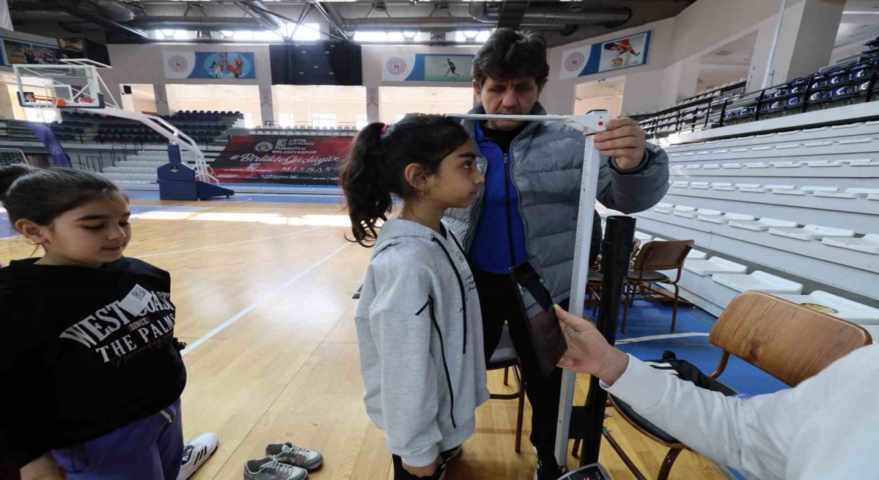 Manisada 21 bin 250 öğrenci için sportif yetenek taraması başladı