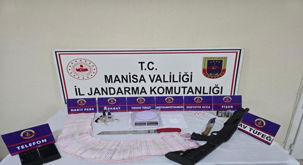 Manisada uyuşturucu operasyonu: 5 kişi gözaltına alındı
