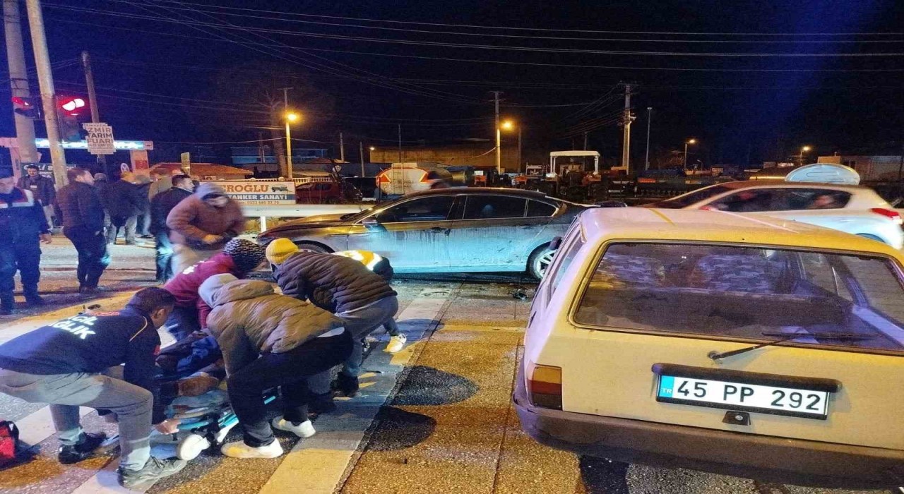 Manisada zincirleme kaza: 1 yaralı