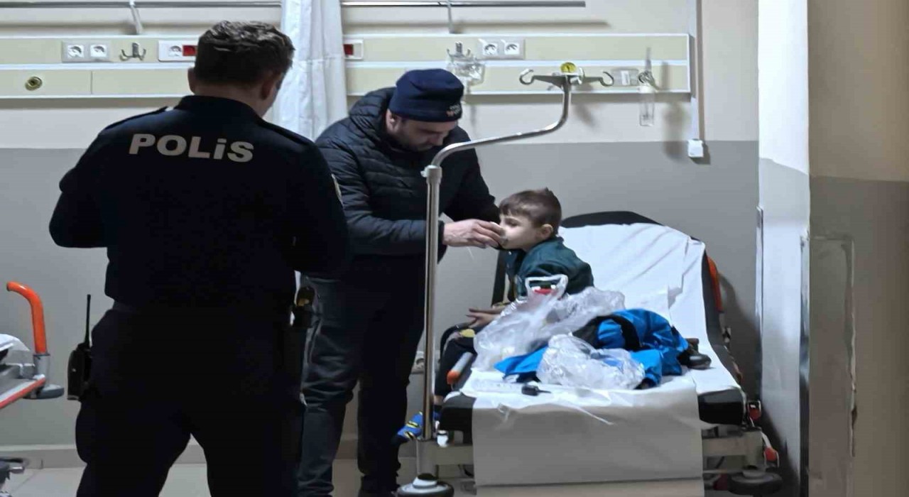 Maraş otunu çiğneyen çocuk hastanelik oldu