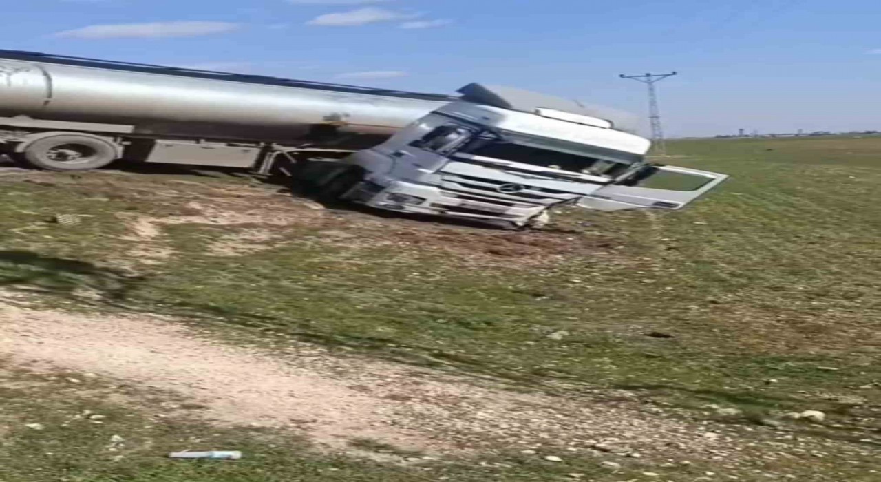 Mardinde tır ile cip çarpıştı