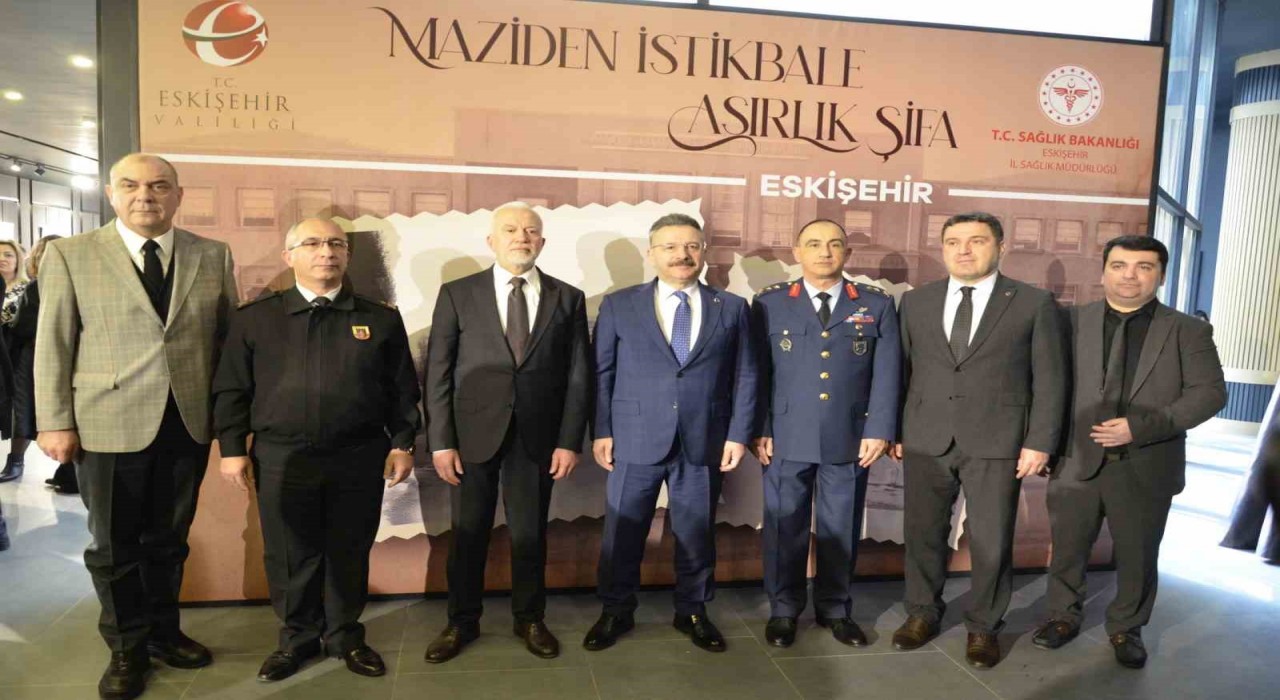 Maziden İstikbale Asırlık Şifa eserinin sergisi açıldı