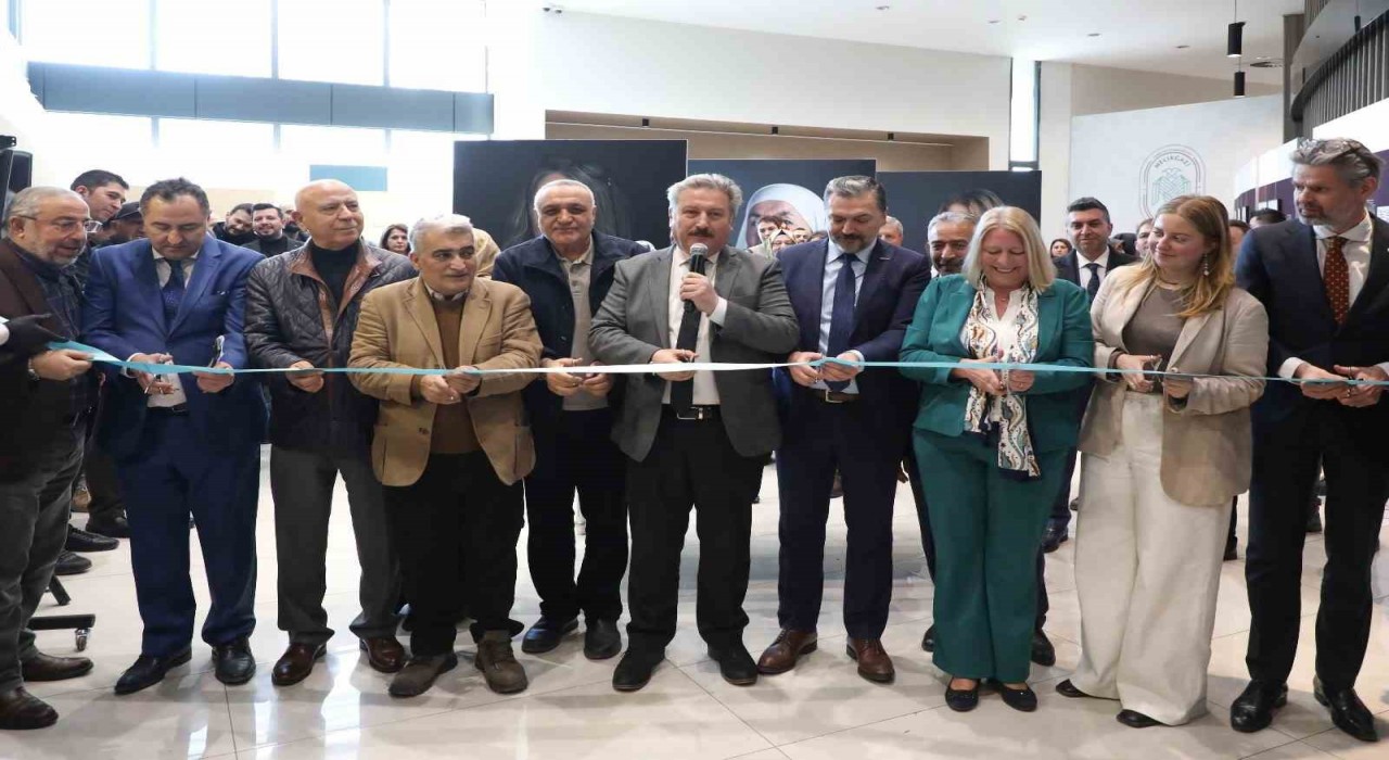 Melikgazi Belediyesi gurbetçilerin hikayelerine dokundu